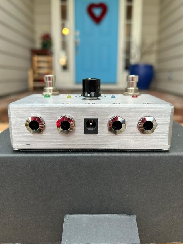M303 CLONE LOOPER PEDAL